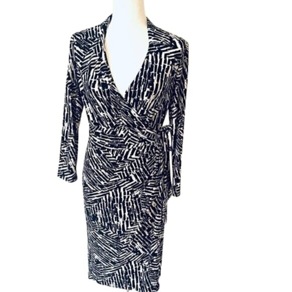 Ralph Lauren Striped Wrap-Around Dress – Size 8 – White & Black – Stretchy - Picture 1 of 13